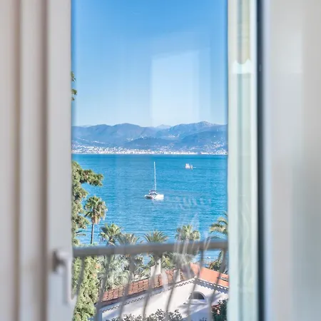 3 Pieces En Dernier Etage - Vue Et Montagnes - De Standing * Αντίμπ