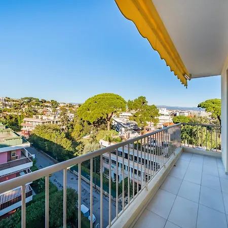 3 Pieces En Dernier Etage - Vue Et Montagnes - De Standing Αντίμπ